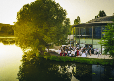 Photo par drone lors d'un mariage